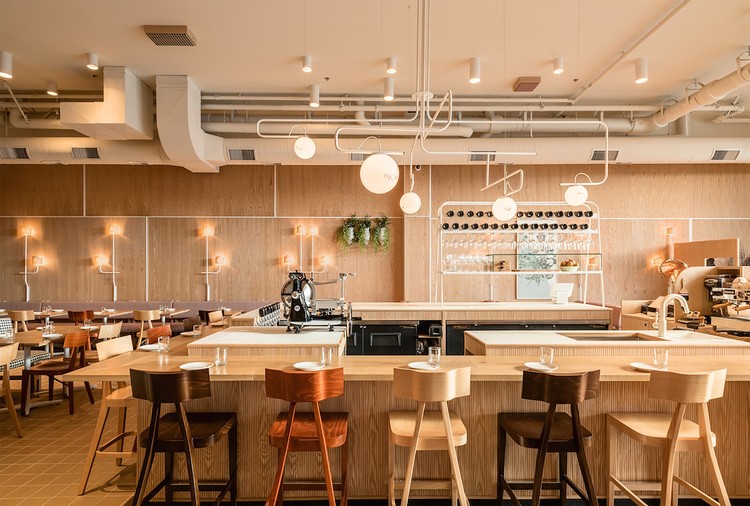 加拿大"Osteria"现代简约风轻食餐厅装修设计赏析